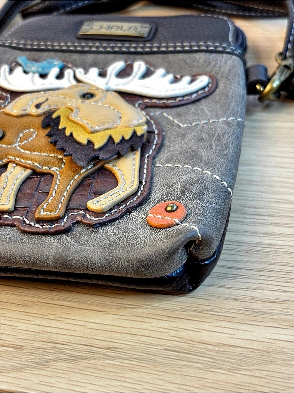 Chala Moose Cellphone Crossbody Bag Brown & Black Vegan Leather - Picture 6 of 8